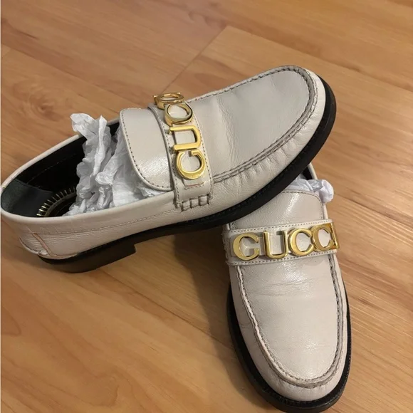 Gucci | Shoes | Gucci Cream Loafers With Gold Accent | Poshmark display picture 2